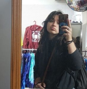 Meet your Posher, Alexandra